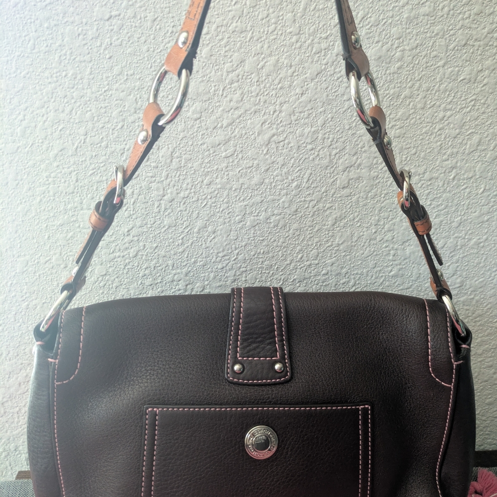 Coach Brown Leather Shoulder Bag, Tan Strap, Pink Interior/Stitching - NEW! 🩷 - Picture 9 of 13